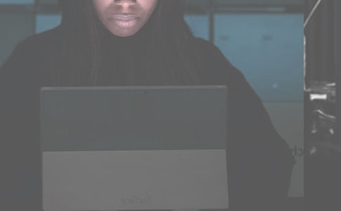 �P(gu��n)�ڰ�ҹ�ľ���