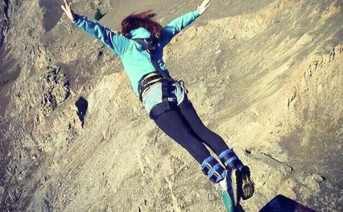 蹦極中的樂趣作文