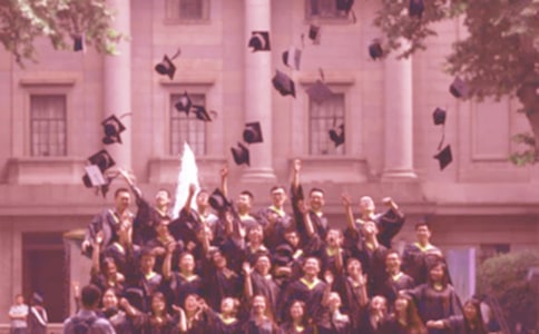 《小學畢業(yè)贈言》教學設計