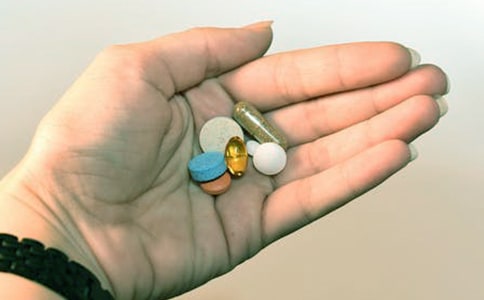 身邊的小事——吃藥作文