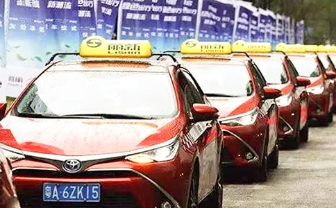 出租車租賃合同范本【必備】