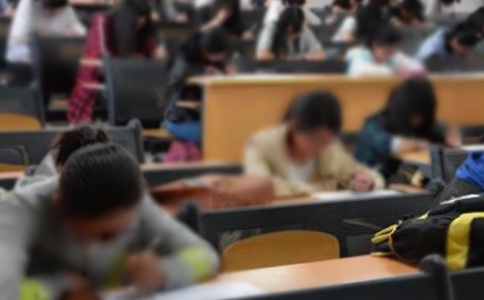 大學(xué)生村官年終個(gè)人工作總結(jié)