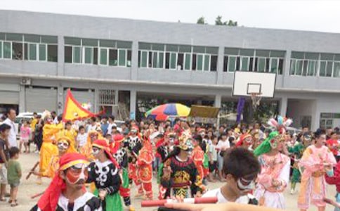 ����������L�����T�Ľ̰�