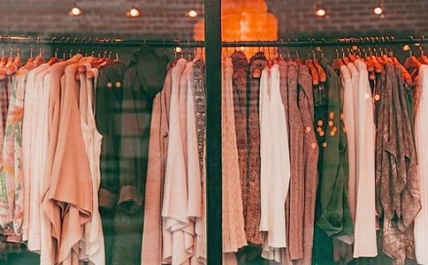 (精選)服裝店創(chuàng)業(yè)計(jì)劃書