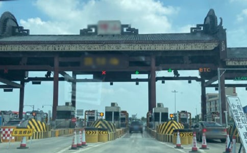 ���ٹ�·�ϰ��깤�����Y7ƪ