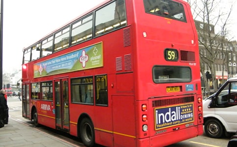 公交車上作文(精選35篇)