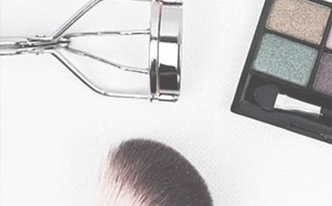 化妝品導(dǎo)購(gòu)工作總結(jié)