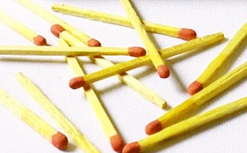 《火柴棒拼小人》美術(shù)活動(dòng)教案