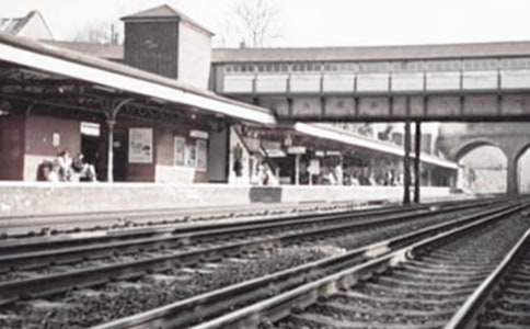 �Ϸʻ�܇վ�ɳ����Ļ��ӻ��A���O