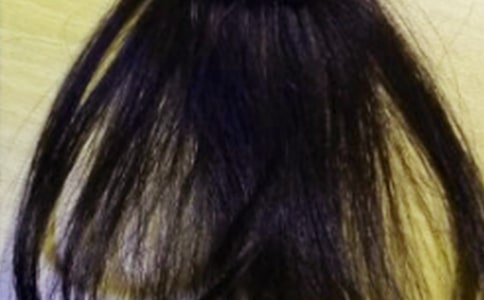 中班優(yōu)秀美術教案《漂亮的假發(fā)》