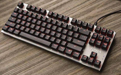 �����I�P�ӿ�оƬ��һ�NCPLD��(sh��)�F(xi��n)����