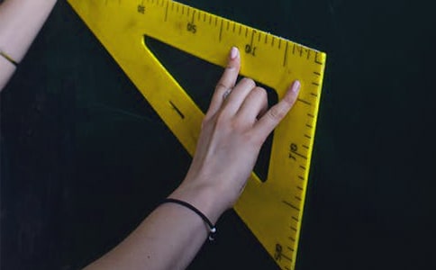 ���Ľ����������vԒ�巶�ģ�ͨ��3ƪ��