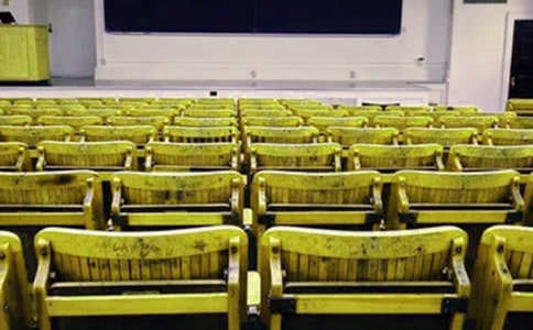 回訪母校的調研報告