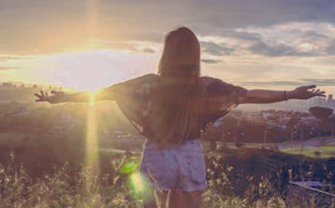 女性社交禮儀常識(shí)3篇