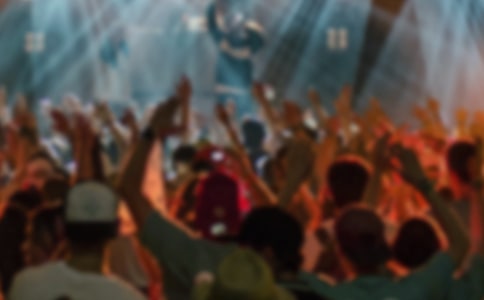 我的偶像話(huà)題作文范文