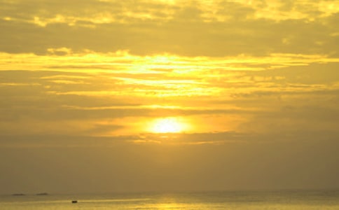 日出時(shí)讓愛戀終結(jié)