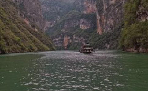 FOXPRO在三峽工程信息管理中的應(yīng)用