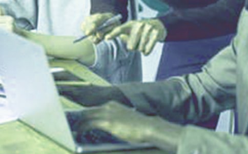 【精選】實踐實習(xí)報告集錦八篇