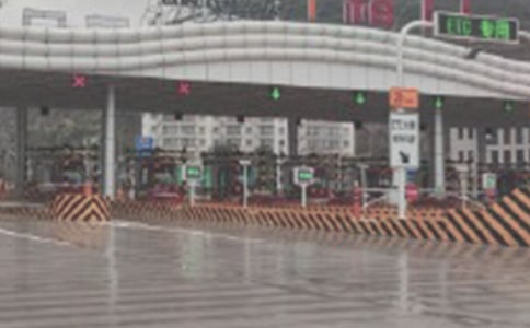 �������M(f��i)վ�L(zh��ng)����(b��o)��