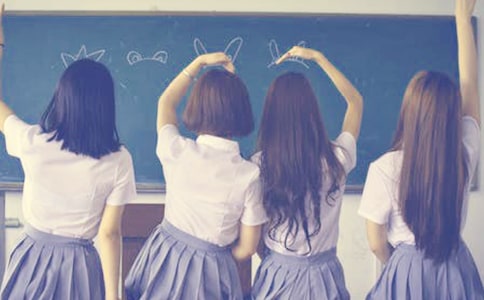 小同學誠信國旗下講話: