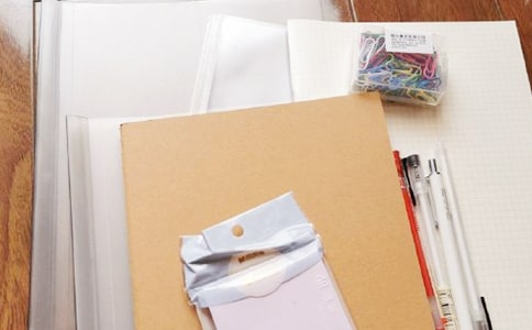 美術(shù)教案-我做的文具