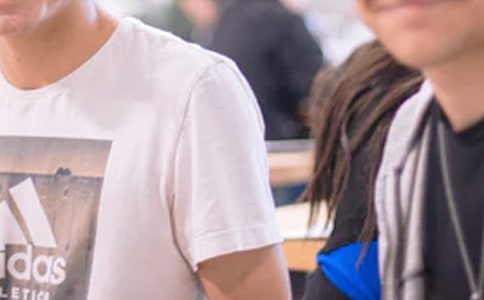 高三學(xué)長們加油中學(xué)國旗下講話