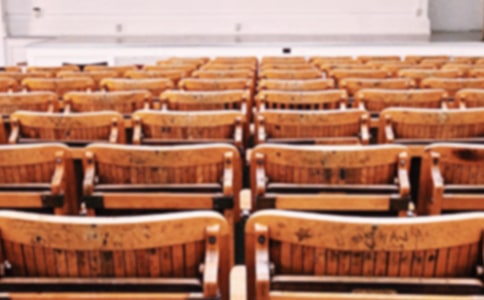 �WУ��(j��ng)�M���Բ���