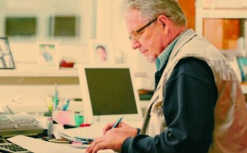 �S��?f��n)����Ҍ��?/></p>
 


            <youyang_cms_code:news:news_info><p><br /><strong>һ�� ���(d��ng)Ŀ��(bi��o)</strong><br />����1�� ���l(f��)�׃�̽���S���c����Ʒ�P(gu��n)ϵ���������dȤ��<br />����2�� ����(d��o)�׃������J(r��n)�R(sh��)�S��������Ʒ�����˽���I(y��ng)�B(y��ng)�r(ji��)ֵ��<br />����3�� ���B(y��ng)�׃��\(y��n)�ö�N�йٱ�e�S�����^(q��)�ֶ���Ʒ��������<br /><br /><strong>���� ���(d��ng)���c(di��n)���y�c(di��n)��<br /></strong>����1�� ���c(di��n)�������׃��˽��S��������Ʒ�����S���ĠI(y��ng)�B(y��ng)�r(ji��)ֵ��<br />����2�� �y�c(di��n)������(d��o)�׃��\(y��n)�ö�N�й�����ʽ��e�S�����^(q��)�ֶ���Ʒ��<br /><br /><strong>���� ���(d��ng)��(zh��n)�䣺<br /></strong>�����S�����t�����G���ȸ��N���ӣ����N����Ʒ�������߲ˡ�ˮ���������DƬ���S��?f��n)������?br /><br /><strong>�ġ� ���(d��ng)�^�̣�</strong><br />������һ�� �_ʼ���֣�<br />����Ո(q��ng)�׃�Ʒ�L����Ʒ�������J(r��n)�R(sh��)�S�����n�}��<br />����1�� �̎��c�׃�߅Ʒ�L߅���ཻ����<br />����2�� �̎��ᆖ���@Щʳ�ﶼ����ʲô������<br /><br />���������� �������֣������c(di��n)���y�c(di��n)���֣�<br />�����׃�ͨ�^�^�졢���^��ӑՓ��e���S���������������������˽���I(y��ng)�B(y��ng)�r(ji��)ֵ�������\(y��n)�����W(xu��)֪�R(sh��)�^(q��)�ֶ���Ʒ��<br />����1�� �׃��\(y��n)�����н�(j��ng)�(y��n)���Lԇ�Ե،��ҳ��S�������̎��ṩ�S�����G������Ո(q��ng)�׃������������\(y��n)�ý�(j��ng)�(y��n)�ҳ��S������<br />����2�� �J(r��n)�R(sh��)�S������������<br />��������1�� �׃��໥�����������S��������<br />��������2�� �̎�����(d��o)�׃�.���Y(ji��)���S������������<br />�������������̎��ᆖ��a.�S����ʲô�ɫ����&nbsp;<br />���������������������� b.�S����ʲô�Π����<br />����������������������c.�S������ʲô��<br />����������������������d.�S������ȥ��ʲô���X��<br />����3�� �J(r��n)�R(sh��)����Ʒ���˽������ĠI(y��ng)�B(y��ng)�r(ji��)ֵ��<br />��������1�� �׃��������н�(j��ng)�(y��n)�������S���c����Ʒ���P(gu��n)ϵ�����̎��v��ʲô�Ƕ���Ʒ����<br />��������2�� ����(d��o)�׃�ͨ�^���(j��ng)�(y��n)���f������Ʒ��<br />�������������̎��ᆖ����߀���^��Щ����Ʒ��<br />��������3�� �����׃��˽ⶹ��Ʒ���е��S���I(y��ng)�B(y��ng)�r(ji��)ֵ��<br />����4�� ����(d��o)�׃�������֪�R(sh��)���A(ch��)�ϣ��^(q��)�ֳ�����Ʒ��<br />��������1�� ��ʾ���N����Ʒ���Ƕ���Ʒʳ�<br />��������2�� ͨ�^�Α򡰶������Ҡ�����׌�׃��ڱ���ʳ�����ҳ�����Ʒ��<br /><br />���������� �Y(ji��)�����֣�<br />�����^�춹ѿ�����l(f��)�׃�̽����ѿ���L(zh��ng)�^�̵��dȤ��<br />����1�� ����(d��o)�׃��^�춹ѿ��<br />����2�� �����׃�̽���S��׃��ѿ��������</p><p>����������(d��ng)�����l(f��)��ѿ��&nbsp;&nbsp;&nbsp;&nbsp;&nbsp;&nbsp;&nbsp;&nbsp;&nbsp;&nbsp;&nbsp;&nbsp;&nbsp;&nbsp;&nbsp;&nbsp;&nbsp;&nbsp;&nbsp;&nbsp;&nbsp;&nbsp;&nbsp;&nbsp;&nbsp;&nbsp;&nbsp;&nbsp;&nbsp;&nbsp;&nbsp;&nbsp;&nbsp; ��&nbsp;&nbsp;&nbsp; ����������W(xu��)�׃��@&nbsp;&nbsp; �S��<br /></p><br />�S��?f��n)����Ҍ����ɷ��������W(w��ng)�̰��l��http://www.iostom.com�Ѽ����������(qu��n)�w��������,�D(zhu��n)�dՈ(q��ng)ע����̎! <br /><p>���S��?f��n)����Ҍ��������P(gu��n)���£�</p><p><a target=