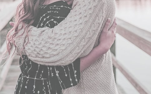 擁抱幸福的小熊作文