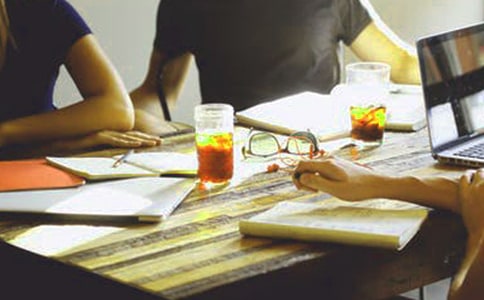 (熱)企業(yè)文秘工作個(gè)人總結(jié)