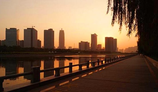 描述夕陽(yáng)的作文