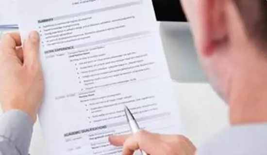 經(jīng)典求職信:給求職信加點(diǎn)調(diào)料